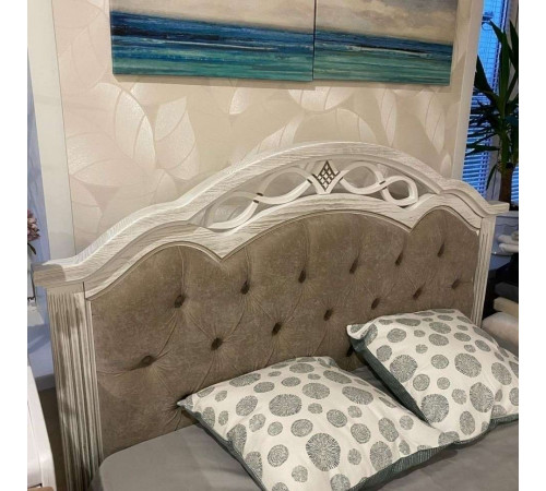 Односпальная кровать Венеция MUR-101-01 с каретной стяжкой