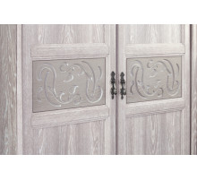 Трехдверный шкаф для одежды Лючия 180 светлый